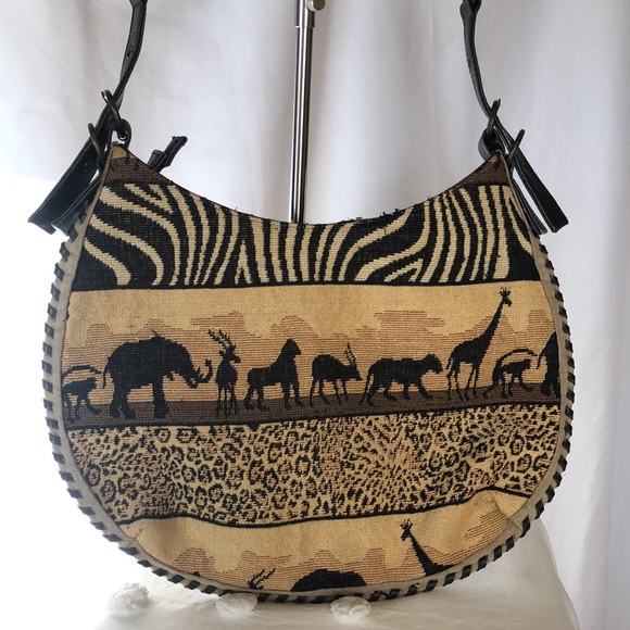 Unique Animal jungle print canvas shoulder handbag. - Picture 4 of 12